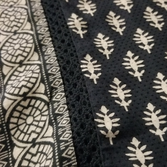 Lucky Brand | NWOT Printed Woven Mix Top - Picture 6 of 7